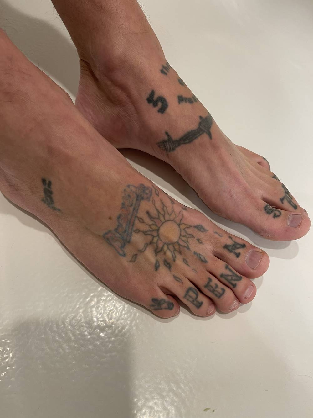 Foot guy 4 u OnlyFans – free nudes, naked, leaked