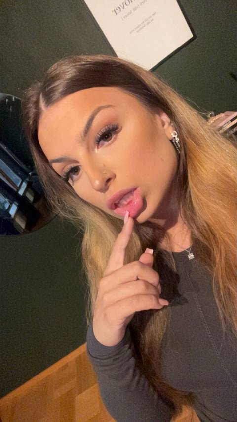 Edina  UPDATES EVERY DAY! OnlyFans – free nudes, naked, leaked