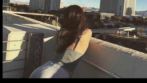 Chlo
