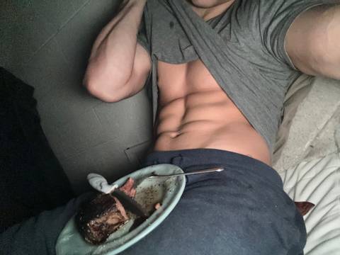 Leo Gold