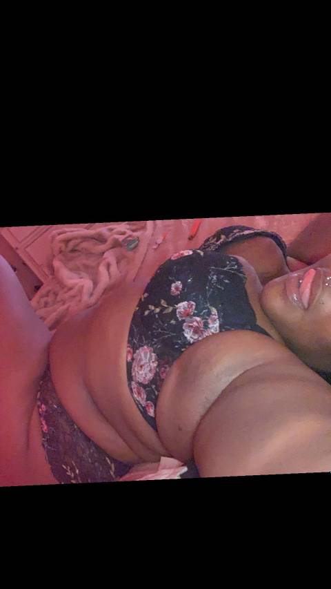 Shakia Snow