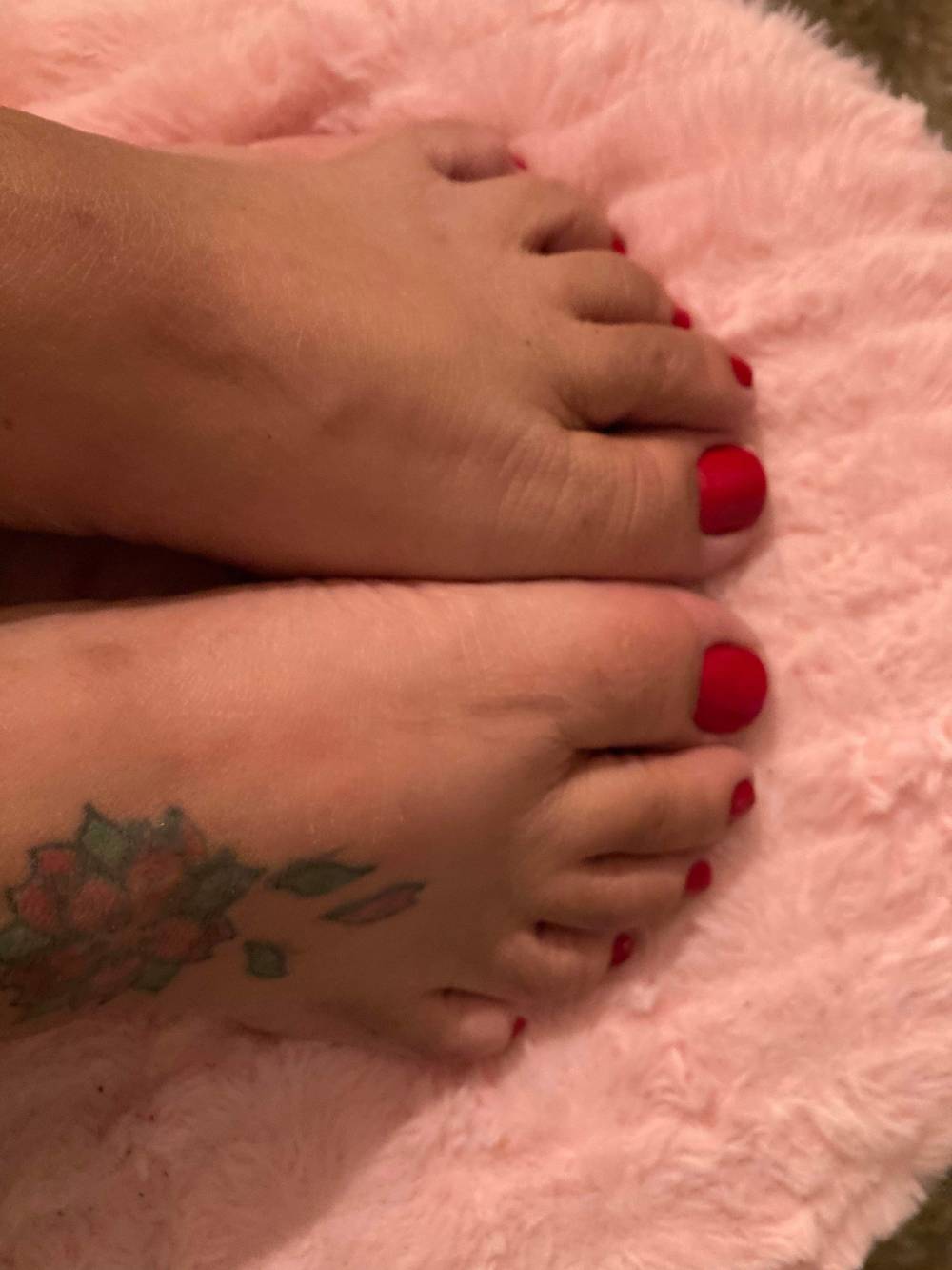 Loveemfeet77